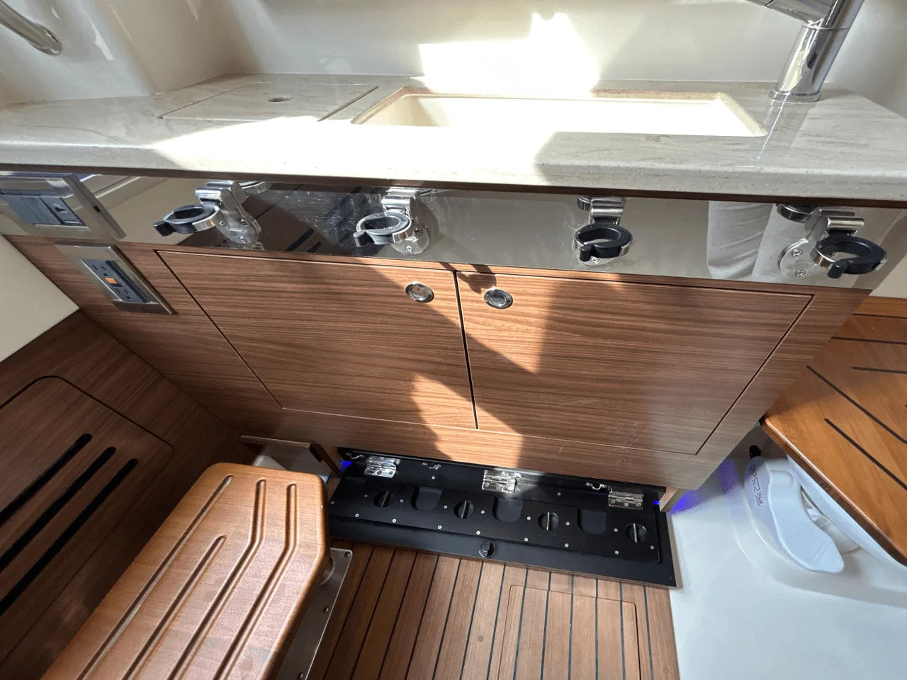 2026 Boston Whaler 360 Outrage 36.0 feet, Clearwater, Florida #30