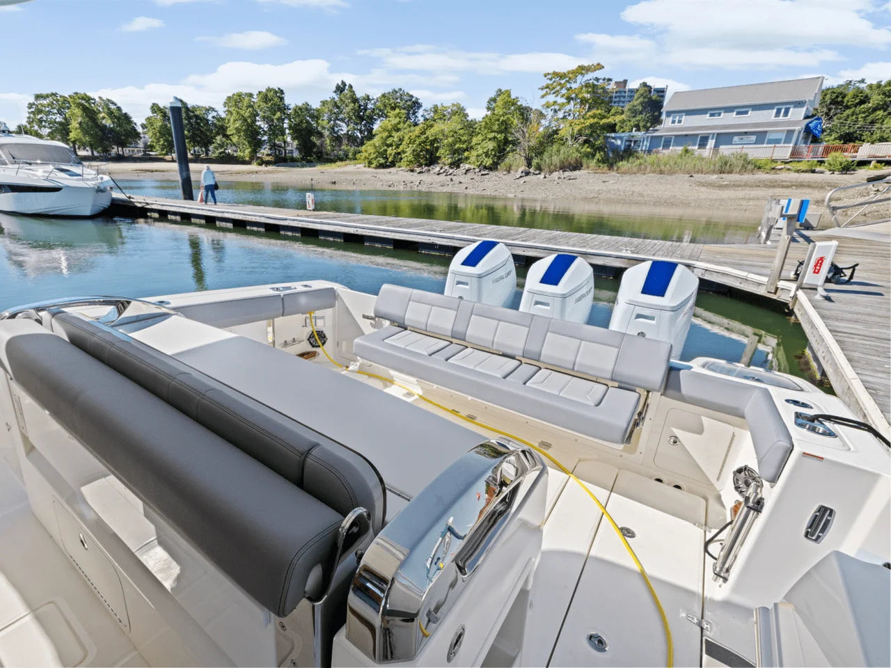 2026 Boston Whaler 420 Outrage 42.0 feet, Clearwater, Florida #12