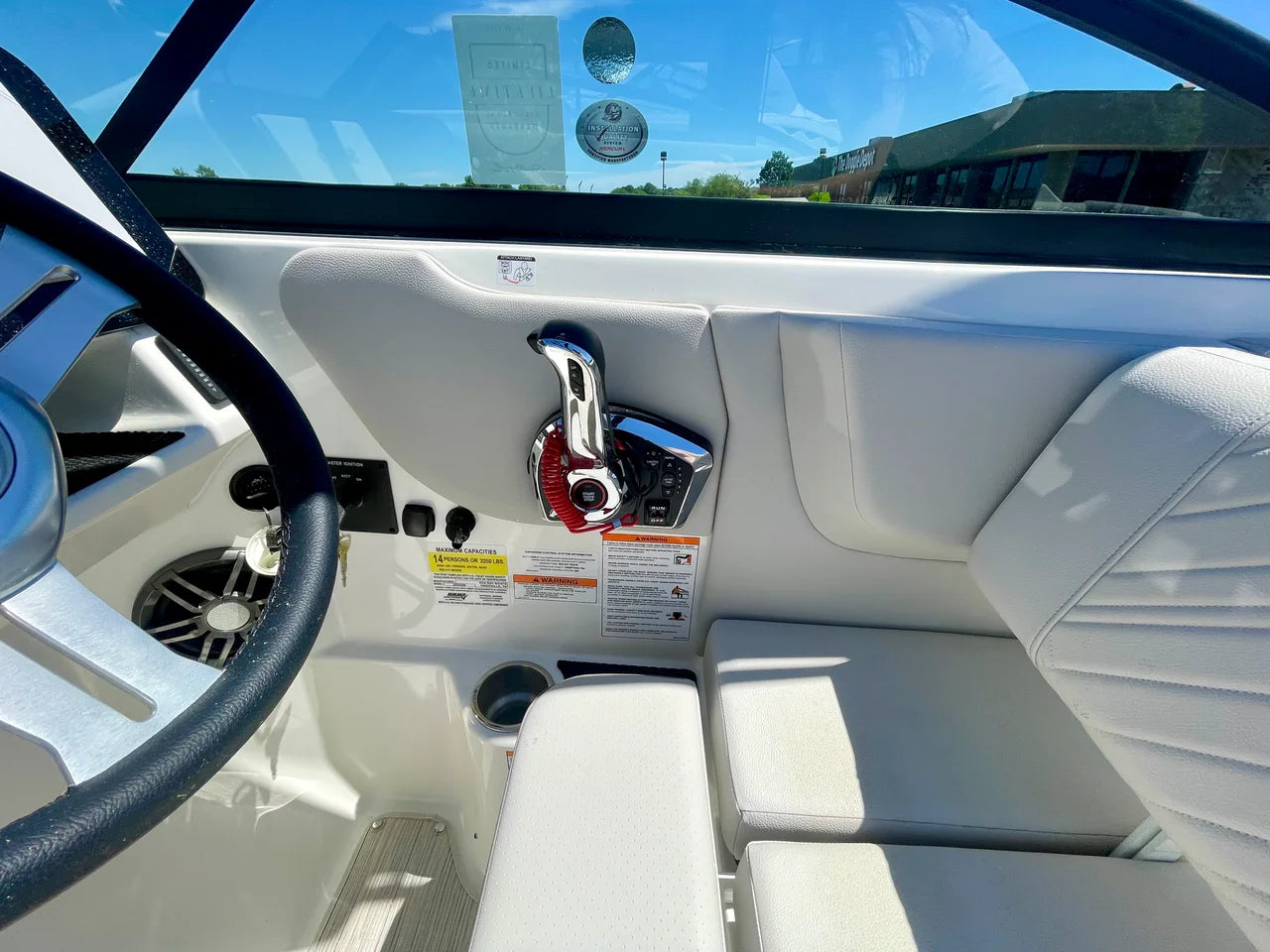 2026 Sea Ray SDX 250 Outboard 25.0 feet, Clearwater, Florida #12