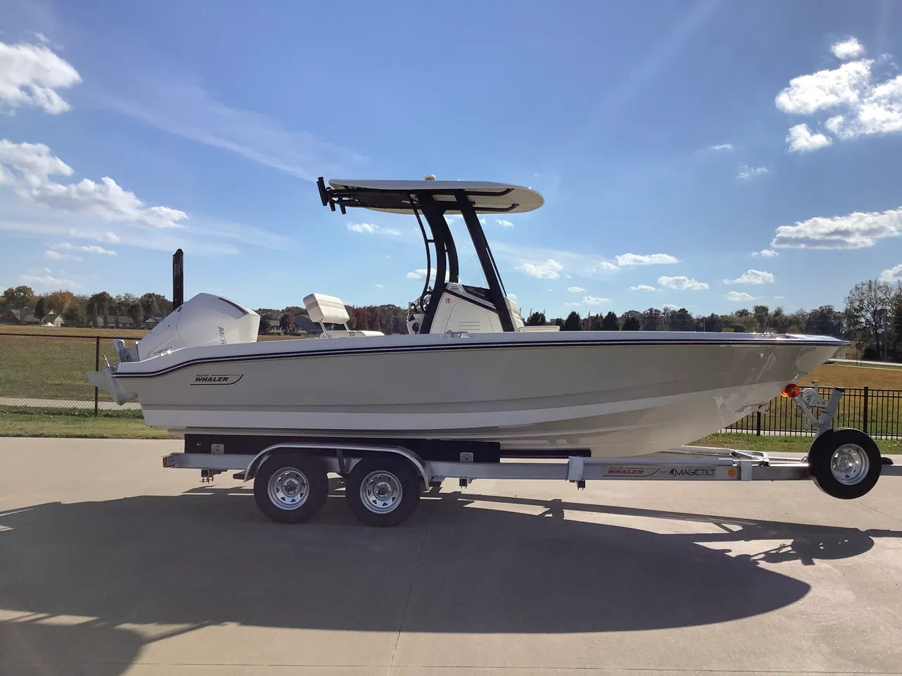 2026 Boston Whaler 220 Dauntless 22.0 feet, Clearwater, Florida #5