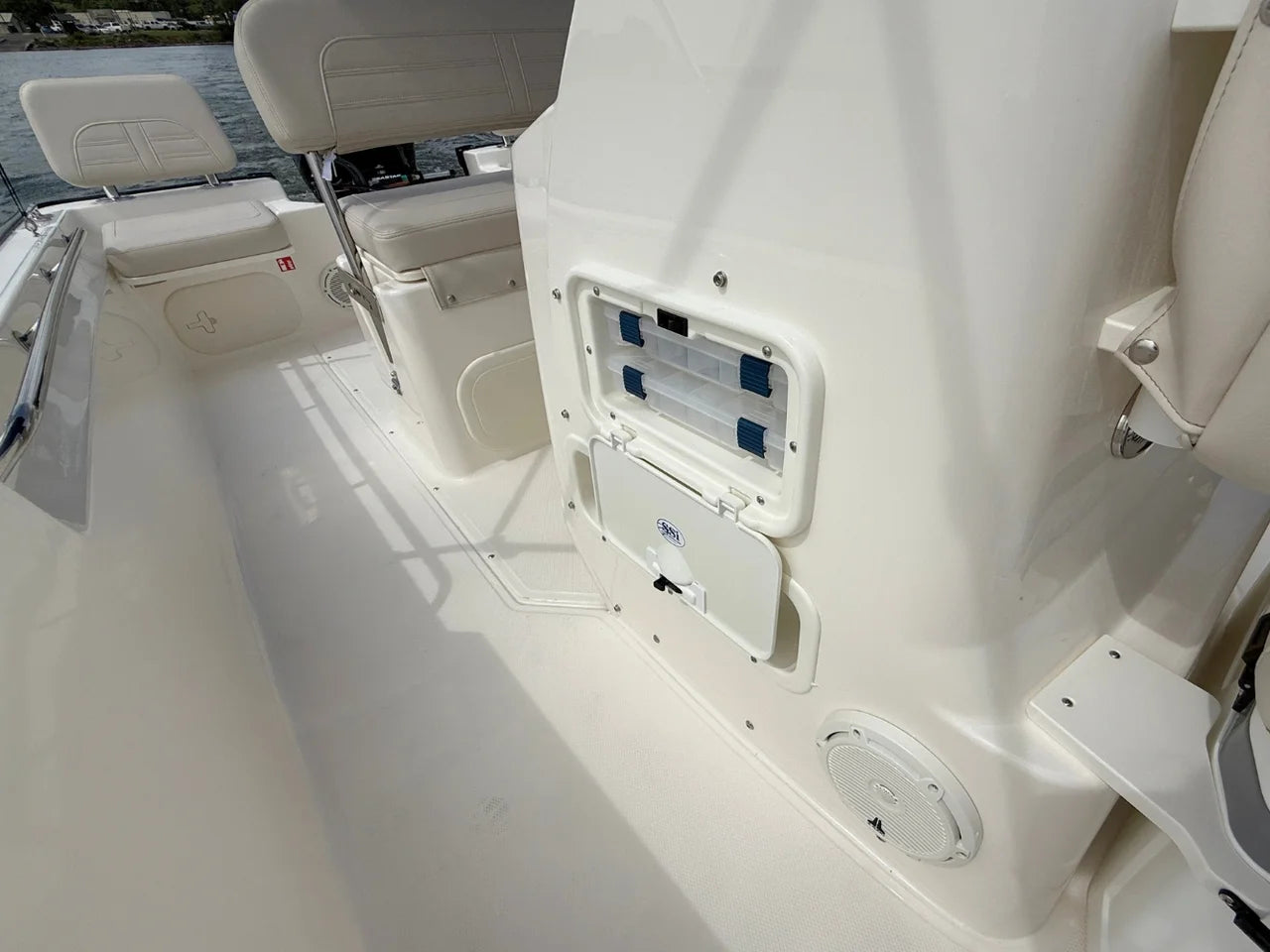 2026 Boston Whaler 170 Montauk 17.0 feet, Clearwater, Florida #23