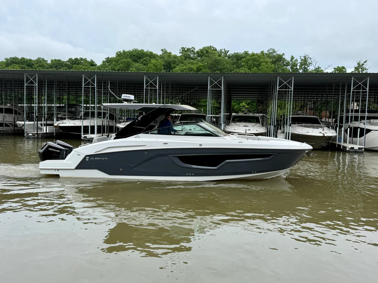 2026 Cruisers Yachts 34 GLS Outboard 34.0 feet, Clearwater, Florida #5