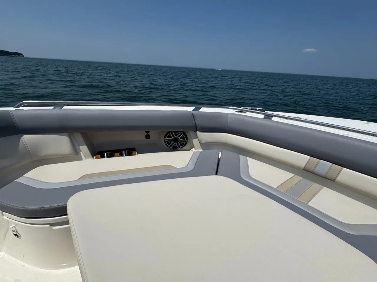 2025 Boston Whaler 380 Realm 38.0 feet, Clearwater, Florida #84