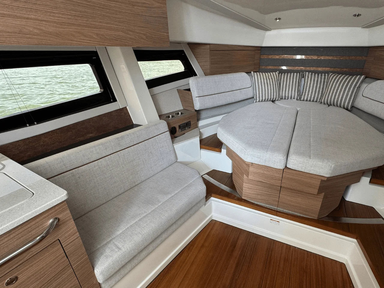 2026 Boston Whaler 365 Conquest 36.0 feet, Clearwater, Florida #38