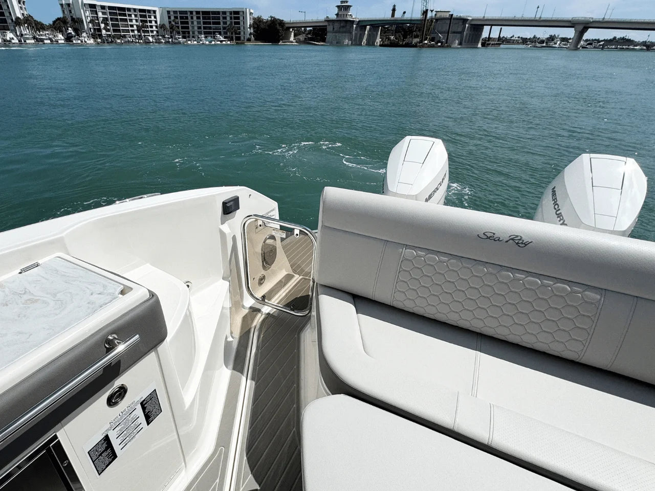 2026 Sea Ray Sundancer 320 Outboard 32.0 feet, Clearwater, Florida #7