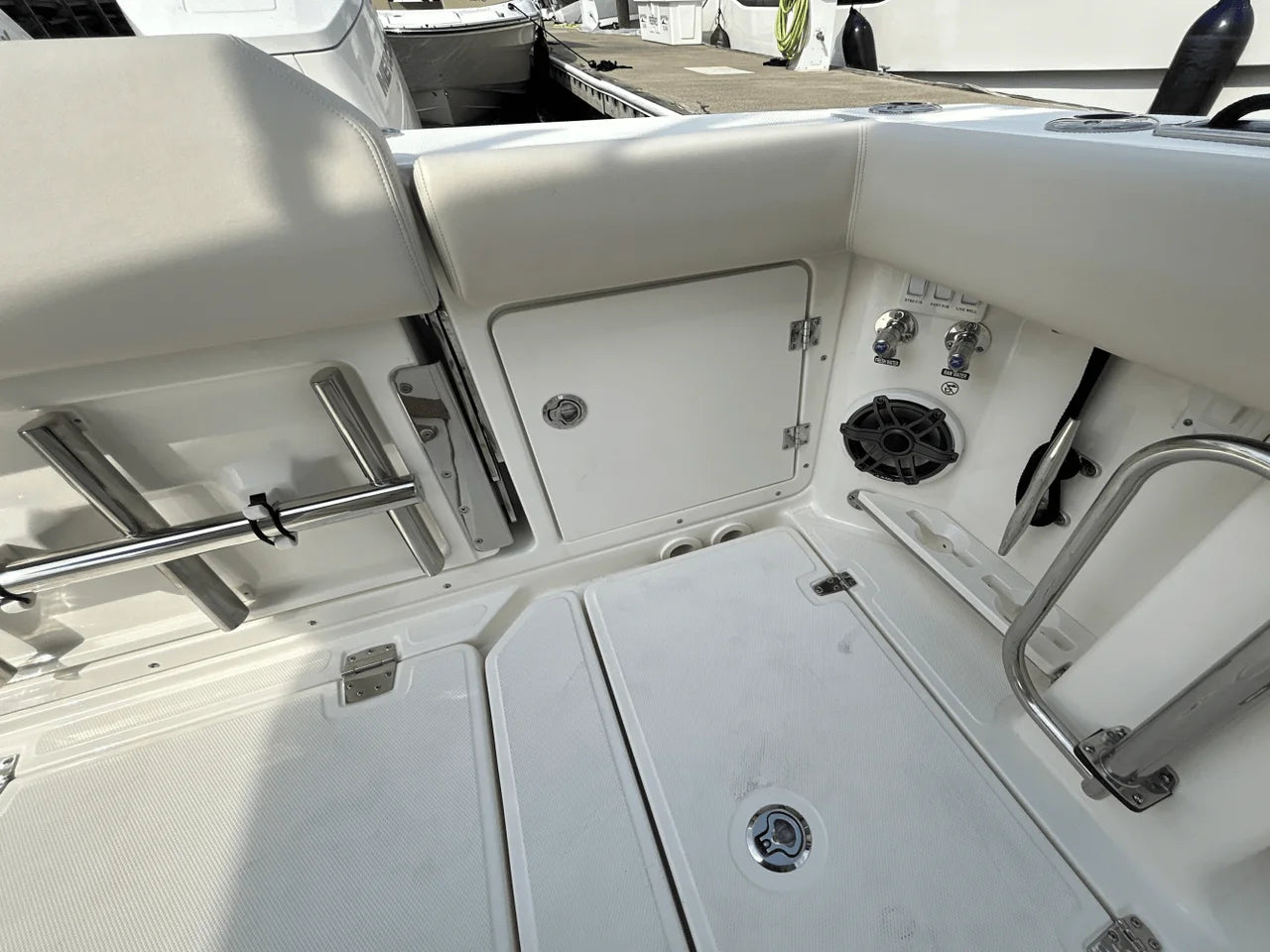 2026 Boston Whaler 360 Outrage 36.0 feet, Clearwater, Florida #18