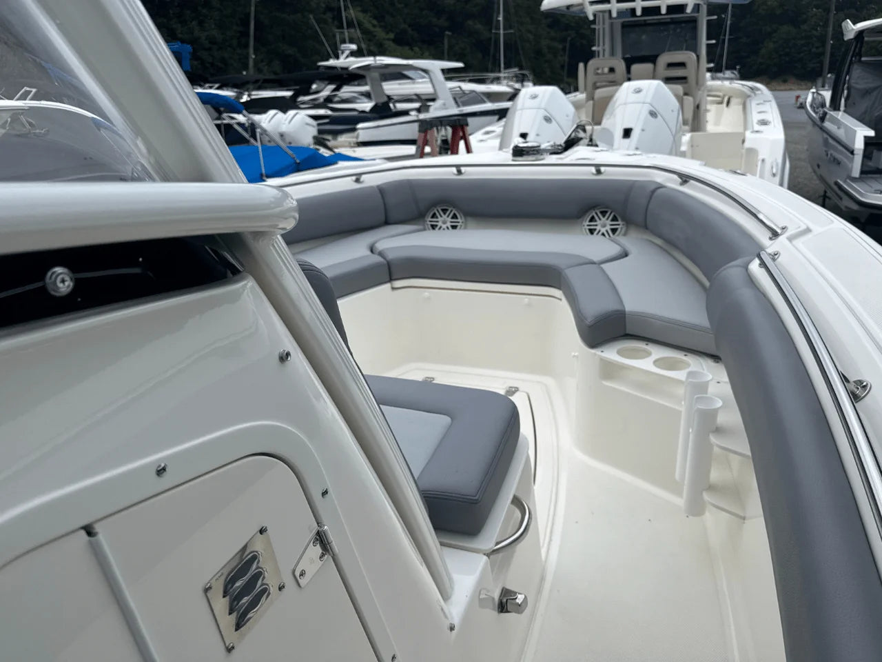 2026 Boston Whaler 230 Outrage 23.0 feet, Clearwater, Florida #38