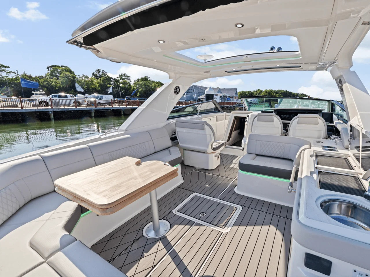 2025 Sea Ray SLX 400 Outboard 40.0 feet, Clearwater, Florida #16
