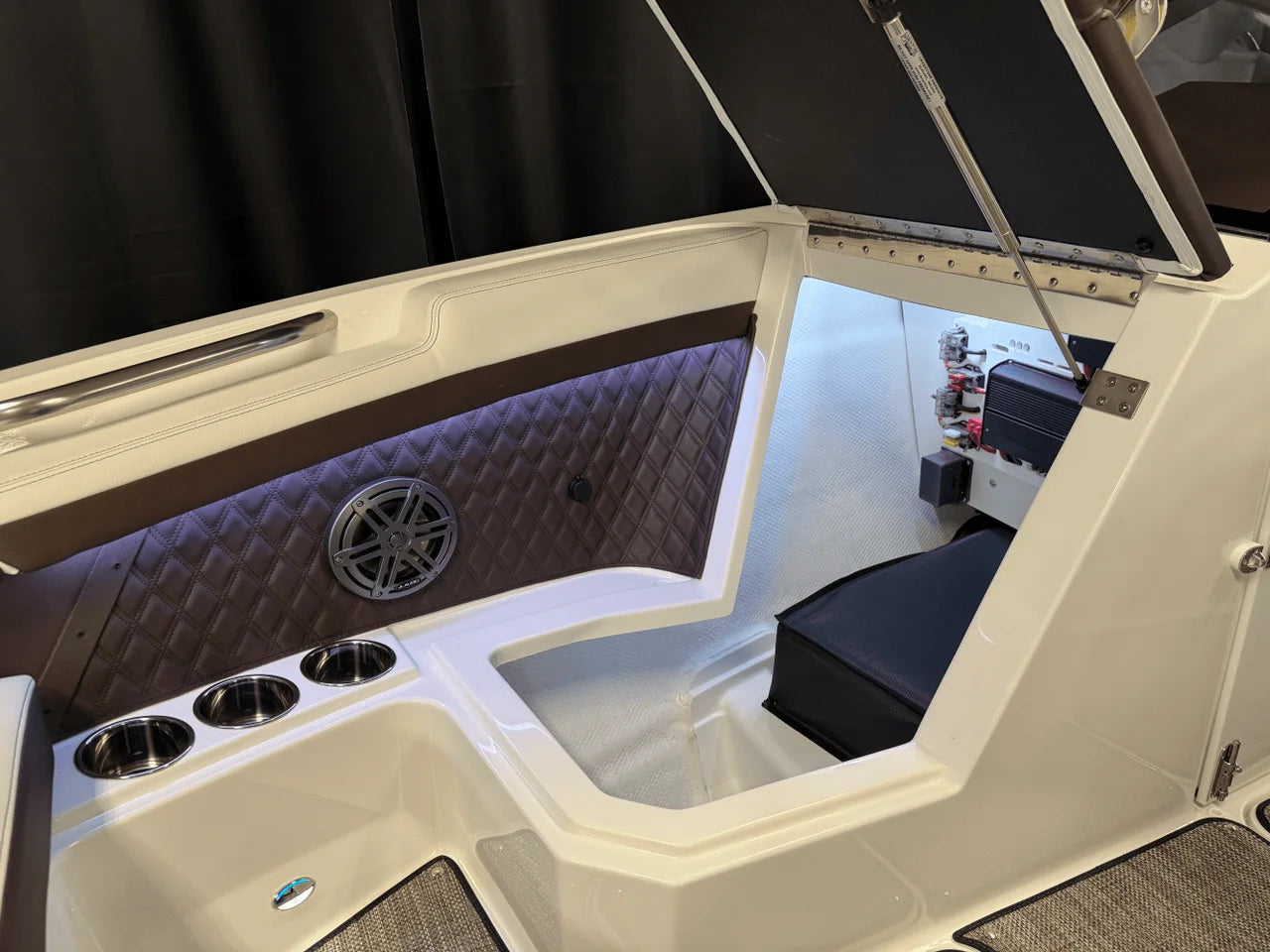 2025 Cobalt R6 Outboard 26.0 feet, Clearwater, Florida #122