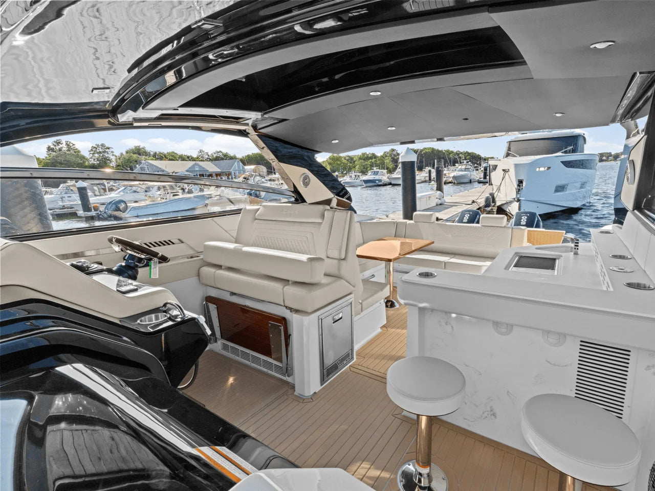 2025 Cruisers Yachts 42 GLS Outboard 42.0 feet, Clearwater, Florida #16