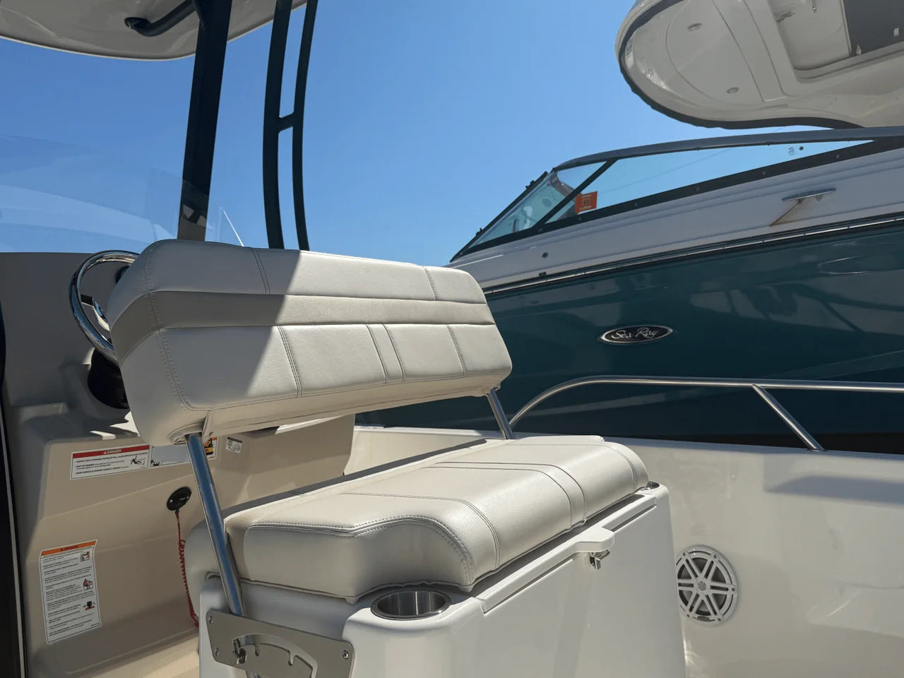 2026 Boston Whaler 250 Dauntless 25.0 feet, Clearwater, Florida #17