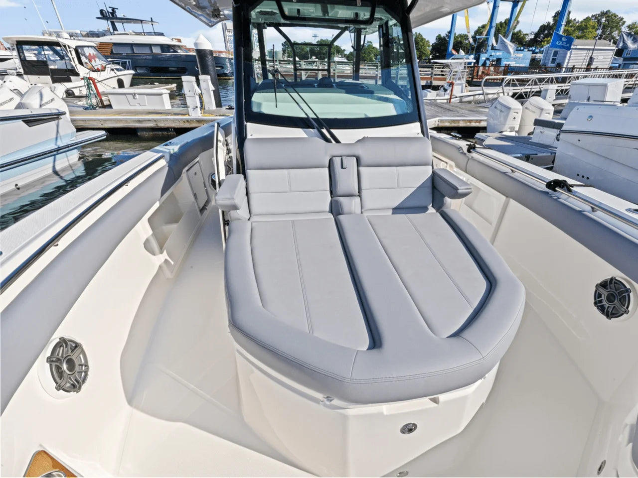 2025 Boston Whaler 360 Outrage 36.0 feet, Clearwater, Florida #47