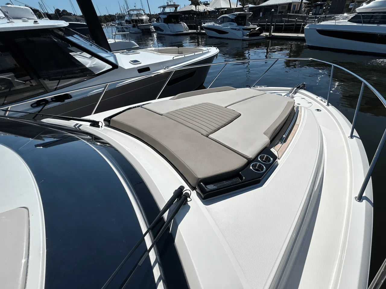 2025 Boston Whaler 365 Conquest 36.0 feet, Clearwater, Florida #61