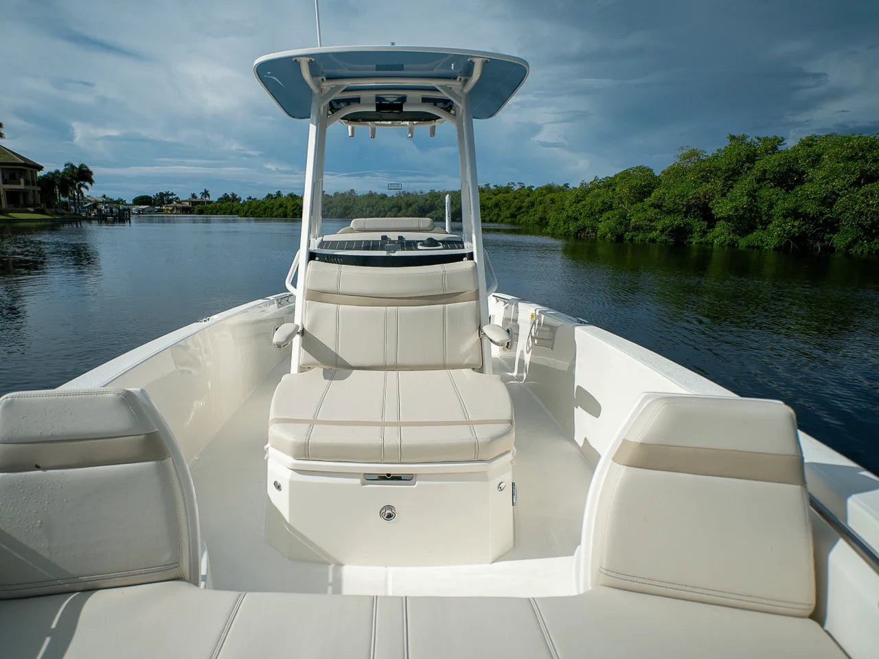 2026 Boston Whaler 250 Dauntless 25.0 feet, Clearwater, Florida #18