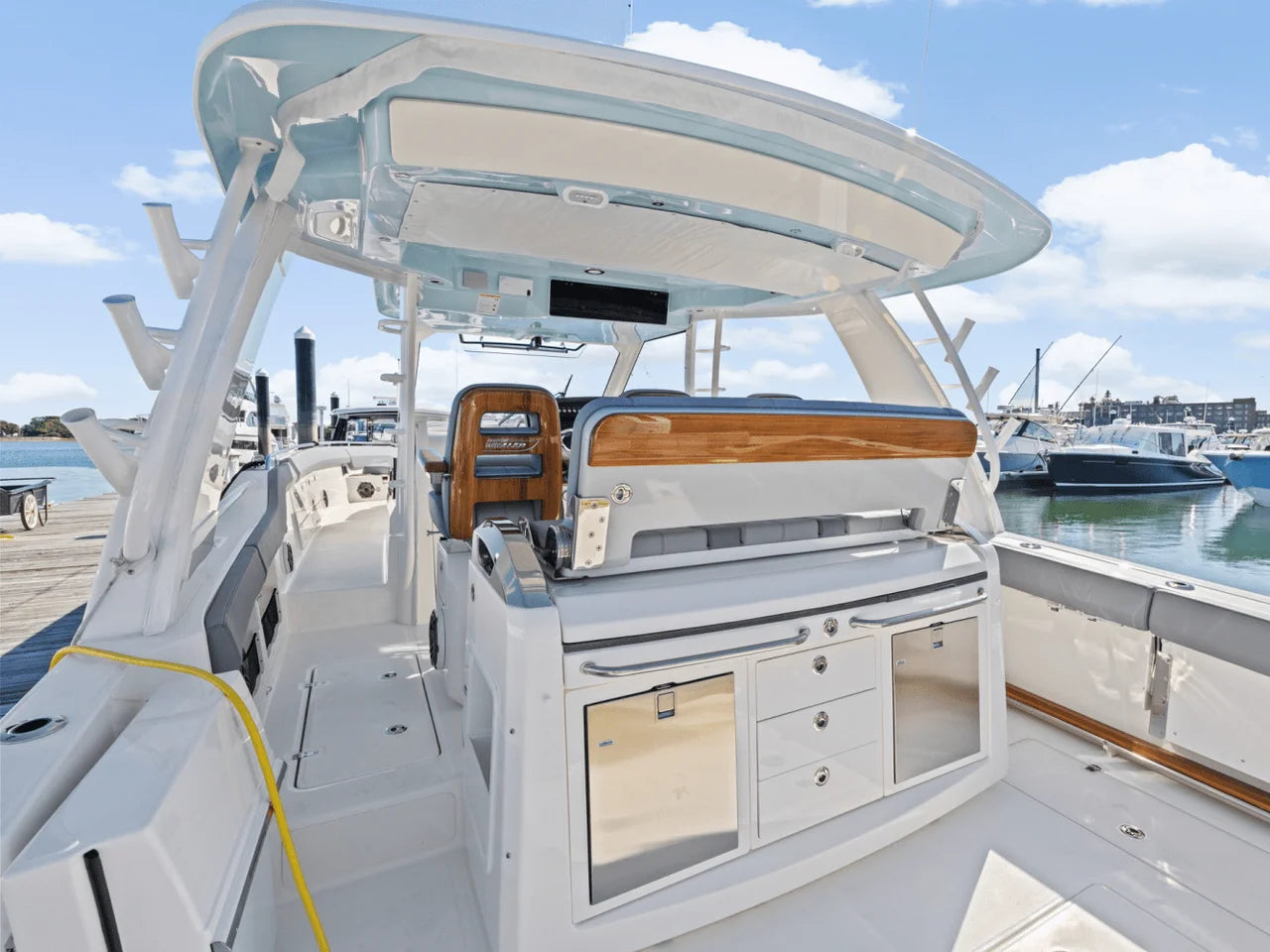2026 Boston Whaler 420 Outrage 42.0 feet, Clearwater, Florida #15