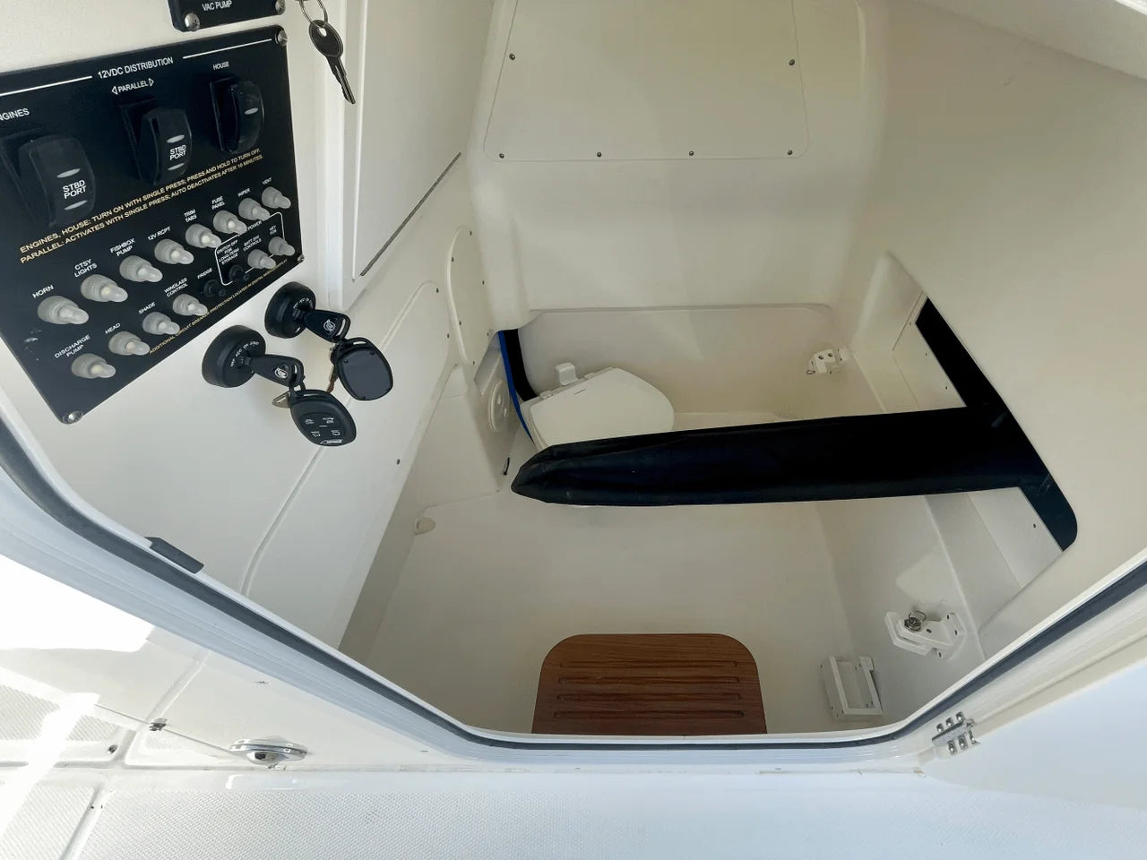 2025 Boston Whaler 280 Dauntless 28.0 feet, Clearwater, Florida #16