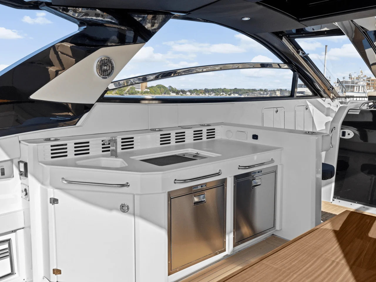 2025 Cruisers Yachts 42 GLS Outboard 42.0 feet, Clearwater, Florida #8