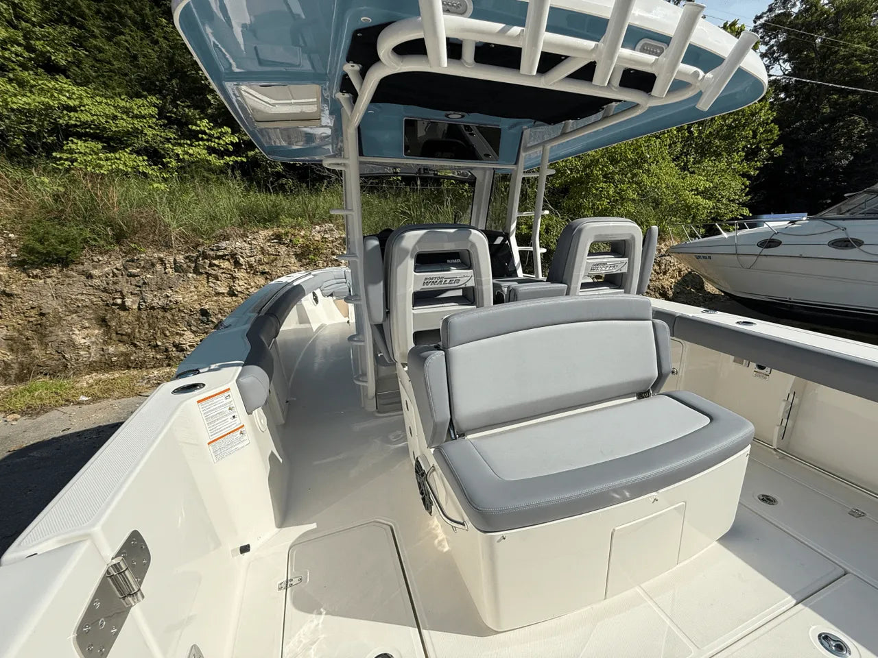 2025 Boston Whaler 330 Outrage 33.0 feet, Clearwater, Florida #17