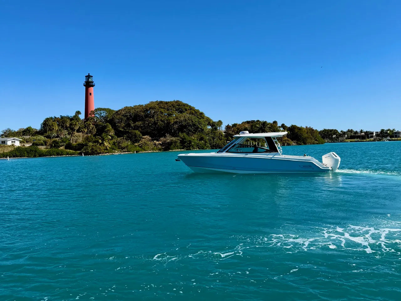 2026 Boston Whaler 330 Vantage 33.0 feet, Clearwater, Florida #47