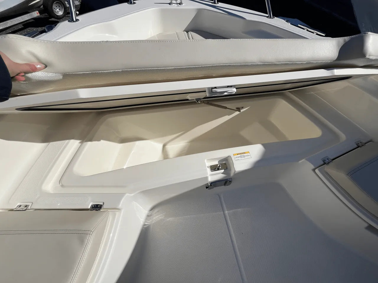 2025 Boston Whaler 250 Dauntless 25.0 feet, Clearwater, Florida #15