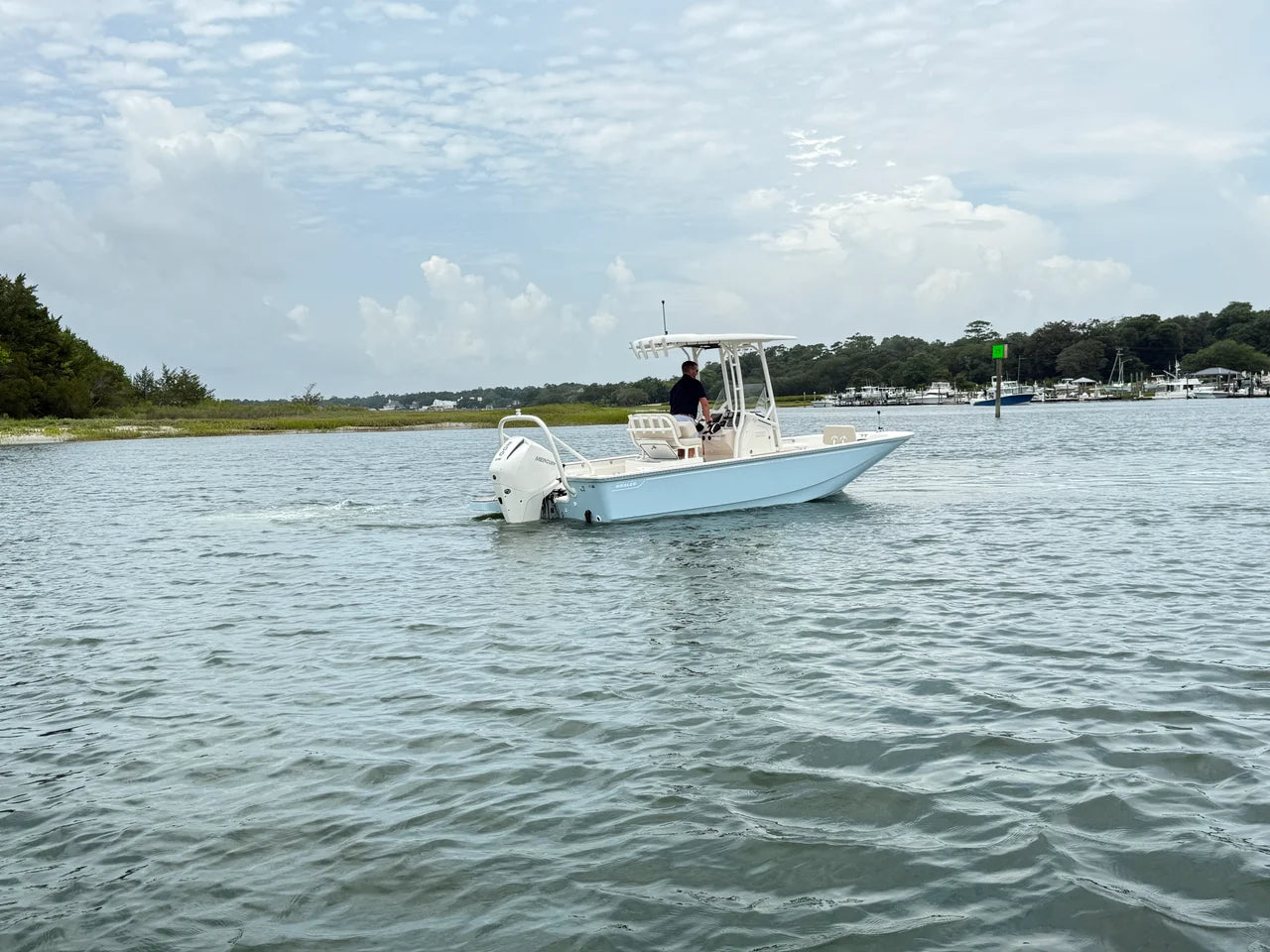 2027 Boston Whaler 210 Montauk 21.0 feet, Clearwater, Florida #3