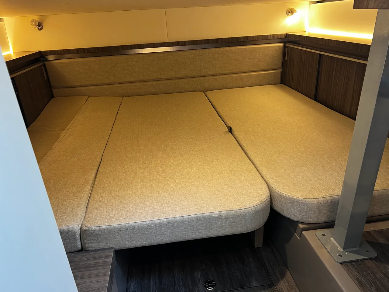 2026 Sea Ray Sundancer 320 Outboard 32.0 feet, Clearwater, Florida #39