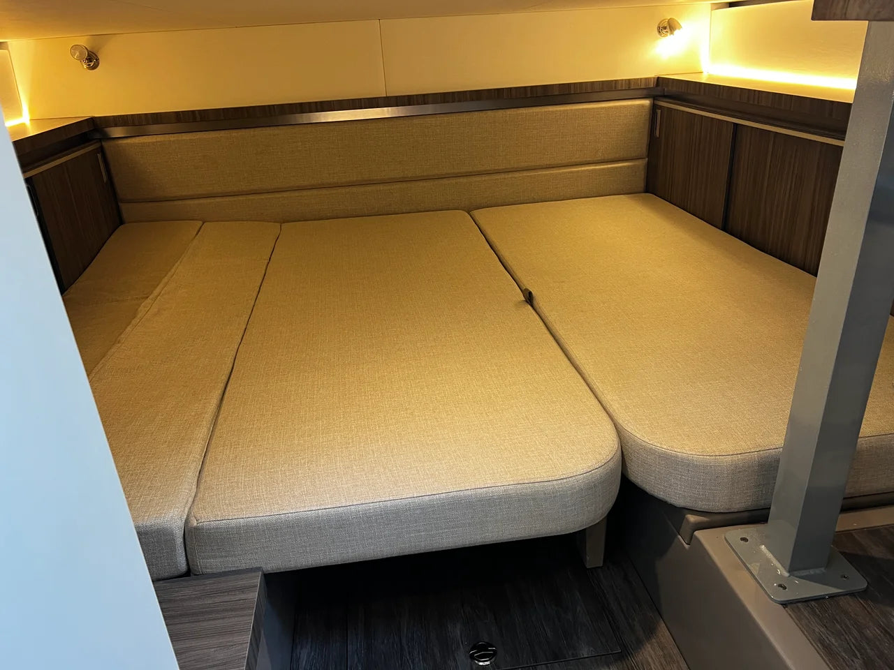 2026 Sea Ray Sundancer 320 Outboard 32.0 feet, Clearwater, Florida #39