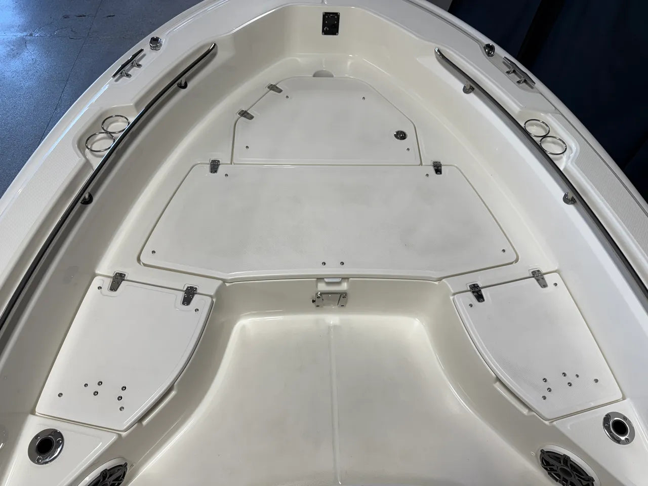 2026 Boston Whaler 250 Dauntless 25.0 feet, Clearwater, Florida #99
