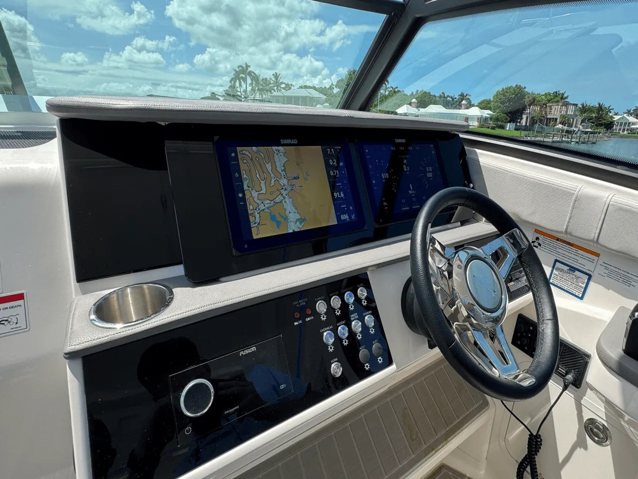 2025 Sea Ray Sundancer 320 Outboard 32.0 feet, Clearwater, Florida #23