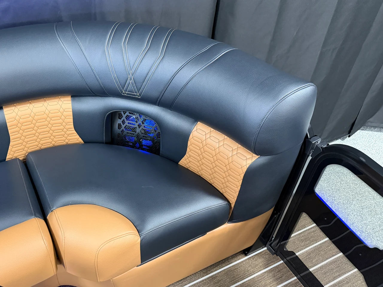 2027 Premier 230INTRIGUE 23.0 feet, Clearwater, Florida #25