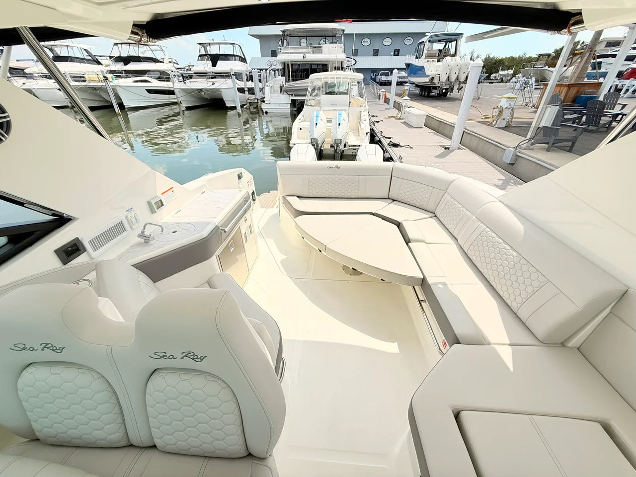 2026 Sea Ray Sundancer 320 Outboard 32.0 feet, Clearwater, Florida #61