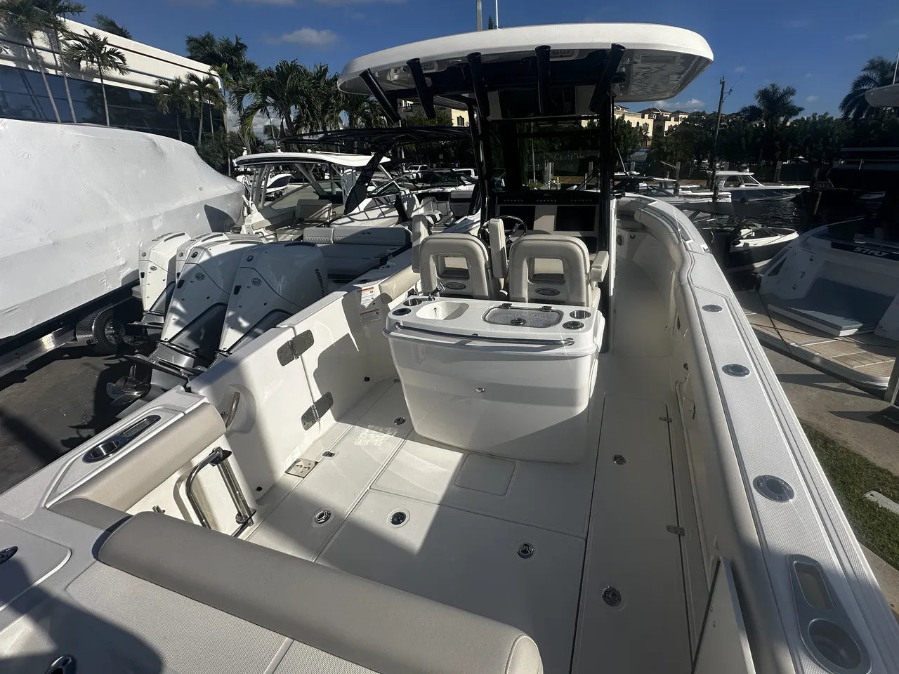 2026 Boston Whaler 280 Outrage 28.0 feet, Clearwater, Florida #7