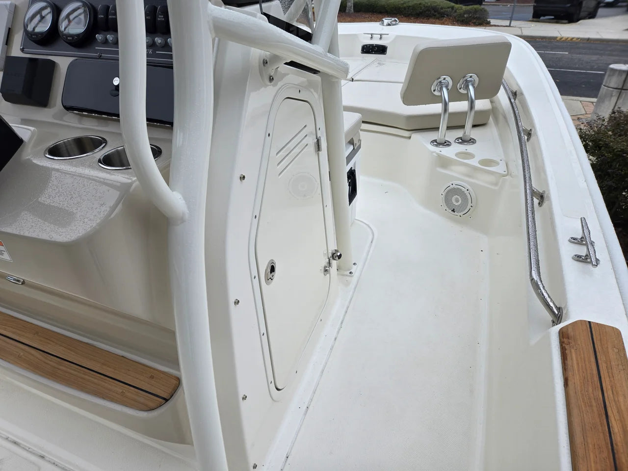 2026 Boston Whaler 210 Montauk 21.0 feet, Clearwater, Florida #12