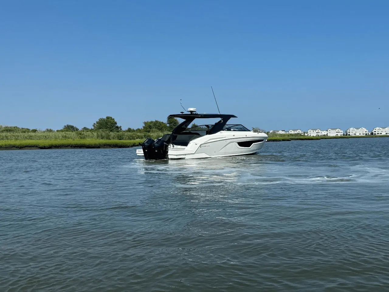 2025 Cruisers Yachts 34 GLS Outboard 34.0 feet, Clearwater, Florida #15
