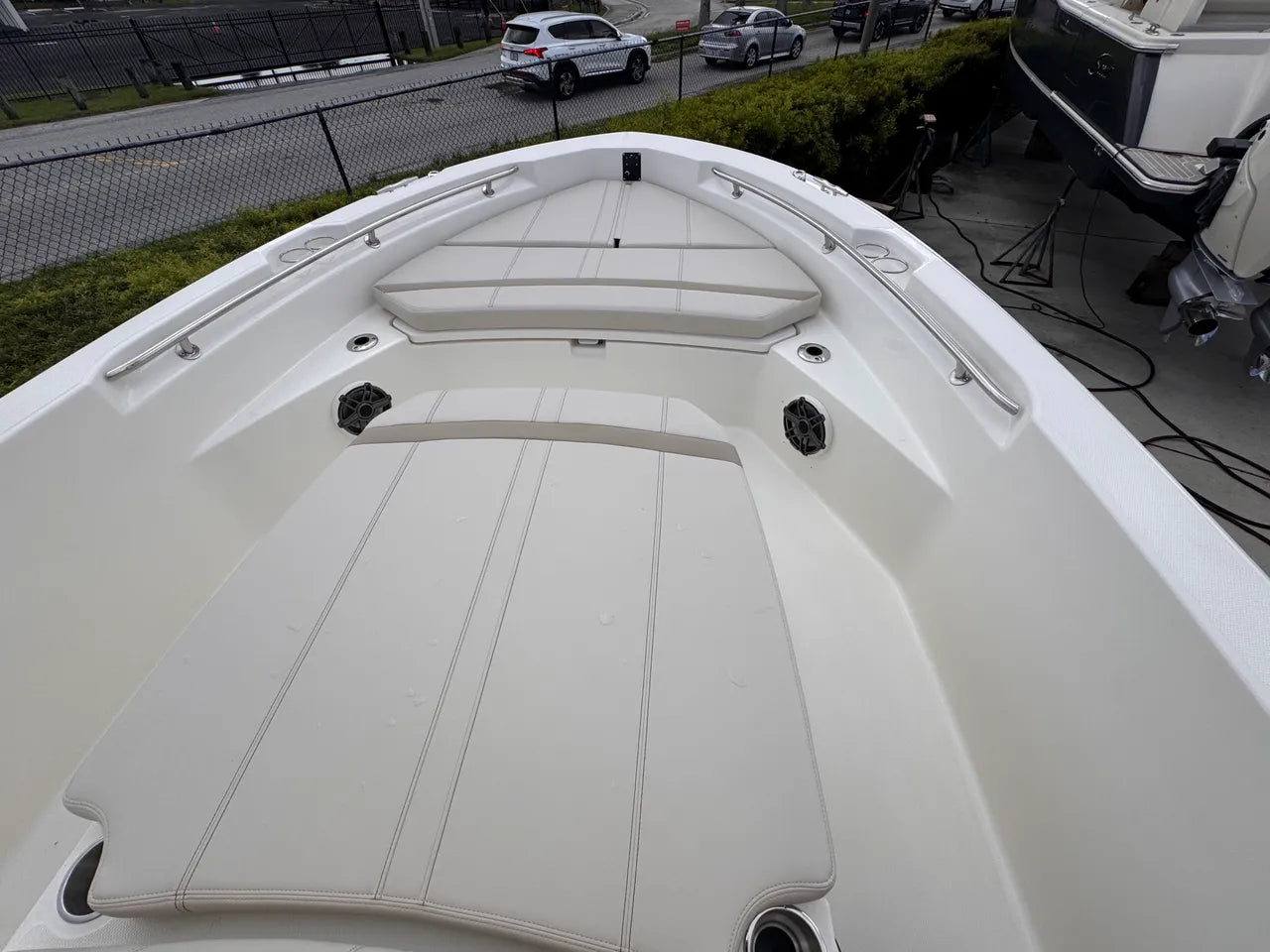2026 Boston Whaler 220 Dauntless 22.0 feet, Clearwater, Florida #12