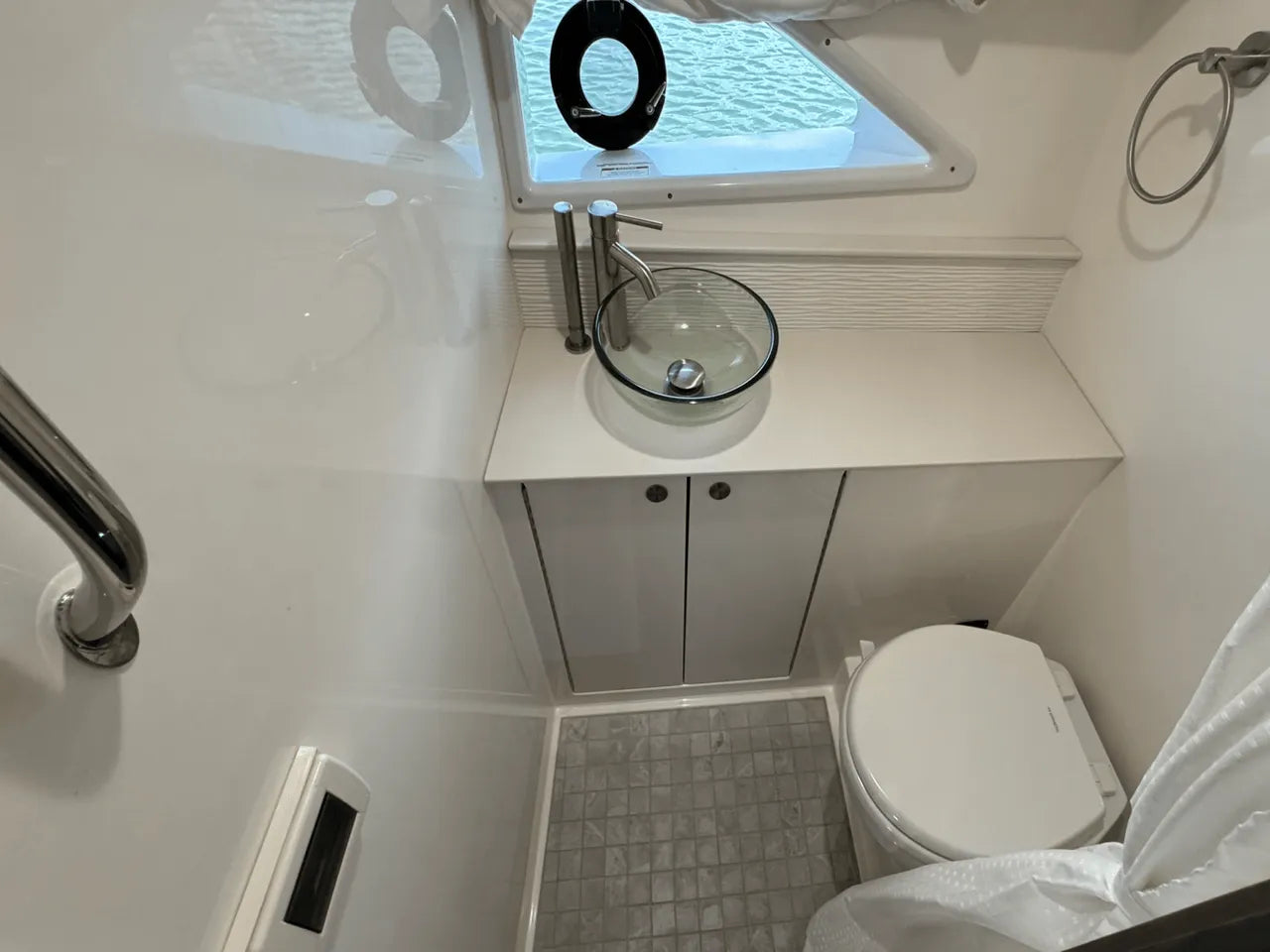 2025 Sea Ray Sundancer 320 Outboard 32.0 feet, Clearwater, Florida #35