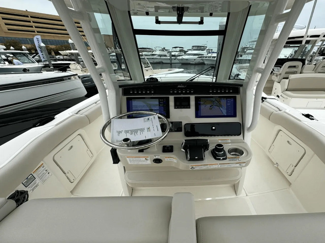 2025 Boston Whaler 280 Outrage 28.0 feet, Clearwater, Florida #22