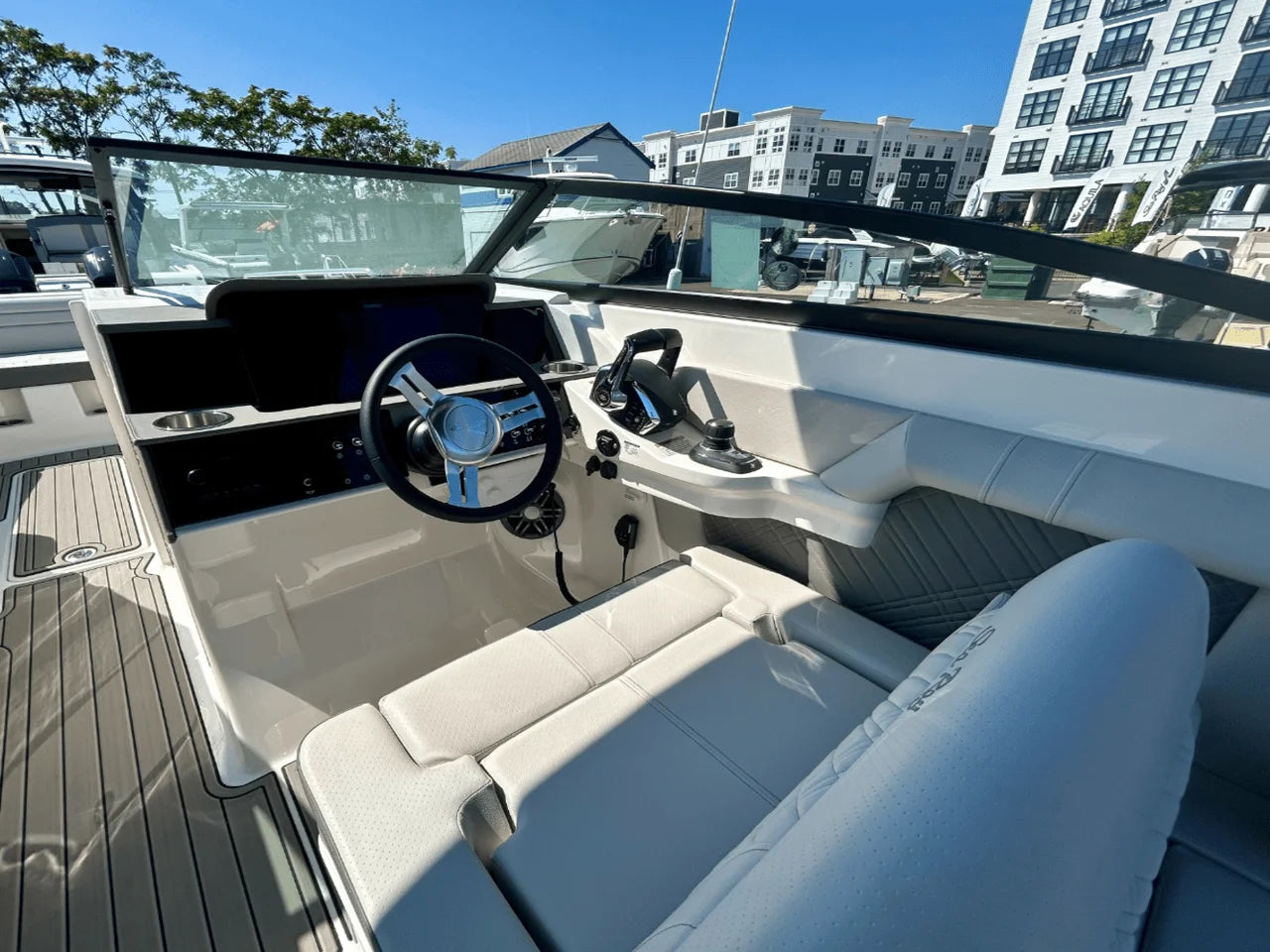 2026 Sea Ray SDX 290 Outboard 29.0 feet, Clearwater, Florida #14