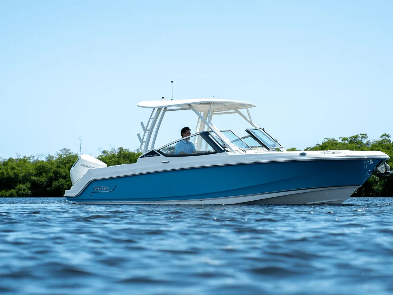 2025 Boston Whaler 240 Vantage 24.0 feet, Clearwater, Florida #39