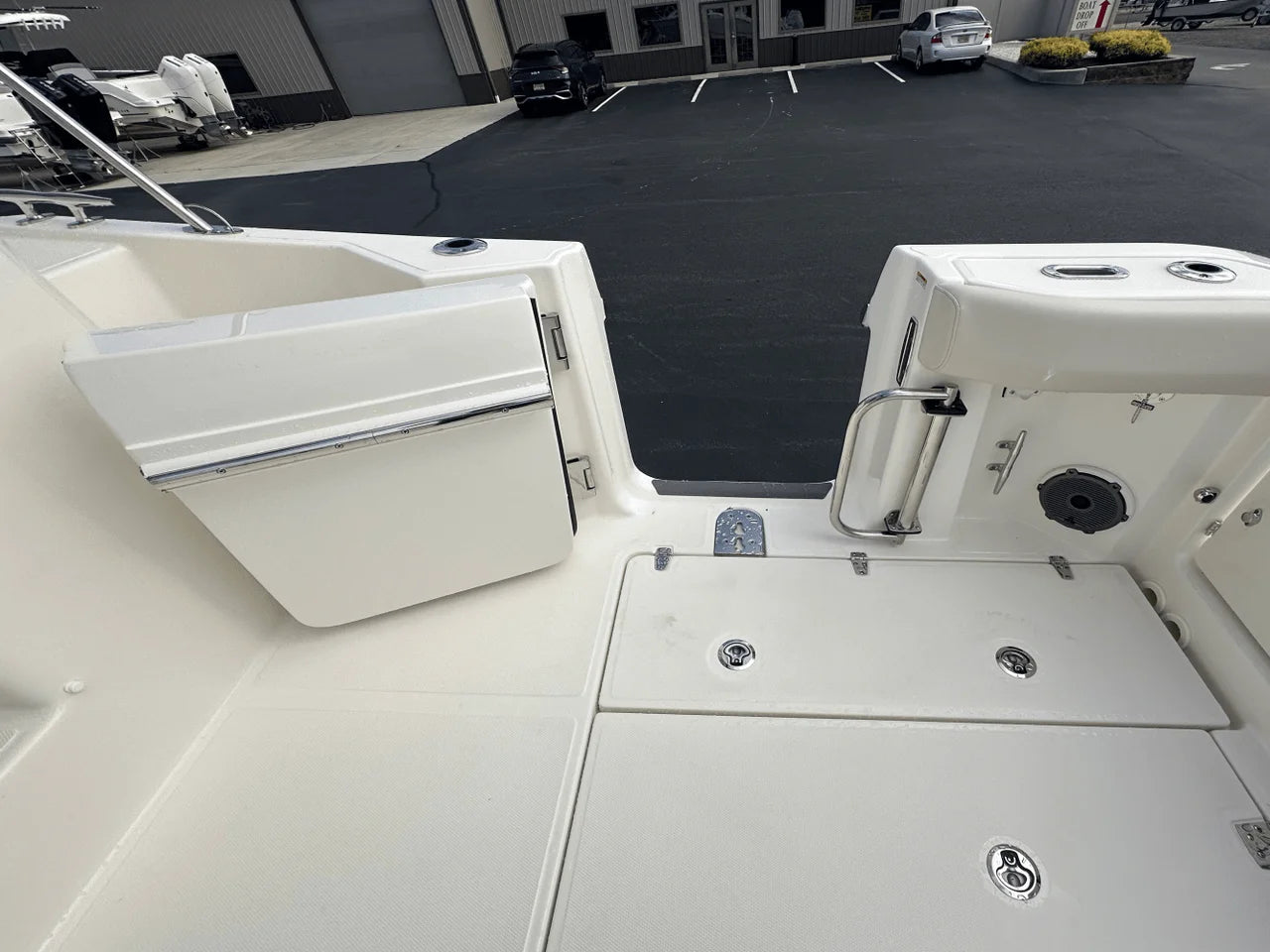 2026 Boston Whaler 325 Conquest 32.0 feet, Clearwater, Florida #23