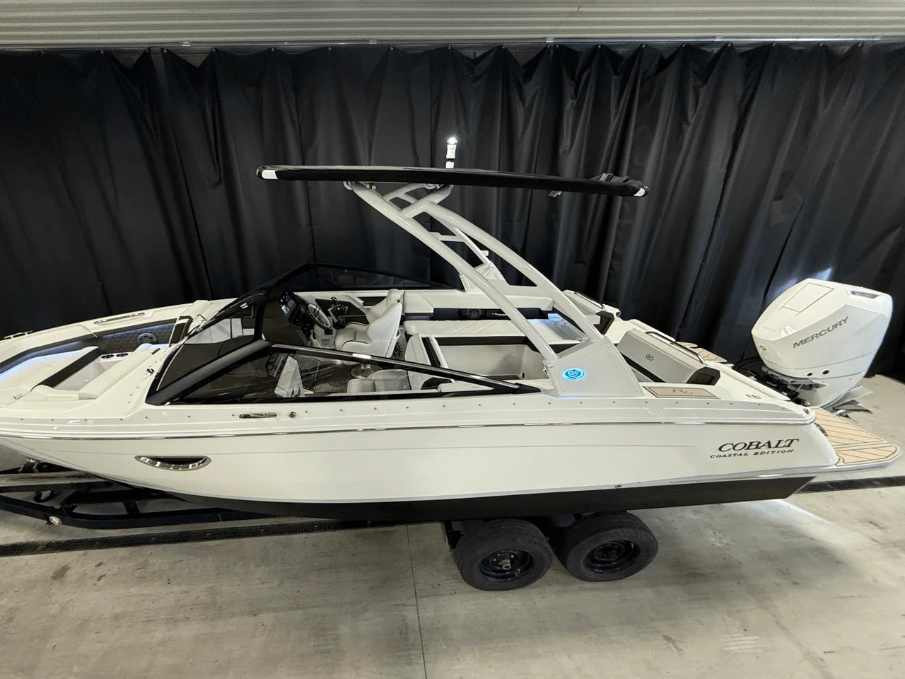2025 Cobalt R6 Outboard 26.0 feet, Clearwater, Florida #2