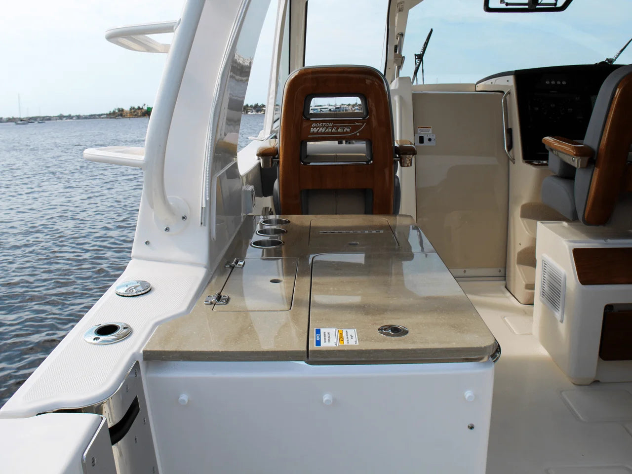 2025 Boston Whaler 380 Realm 38.0 feet, Clearwater, Florida #29