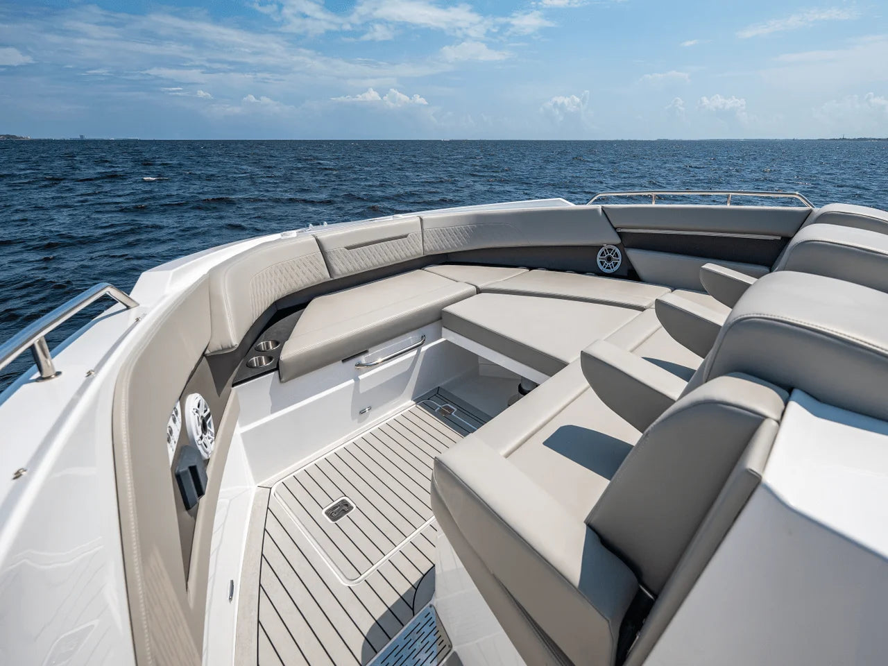 2025 Cruisers Yachts 50 GLS 50.0 feet, Clearwater, Florida #56