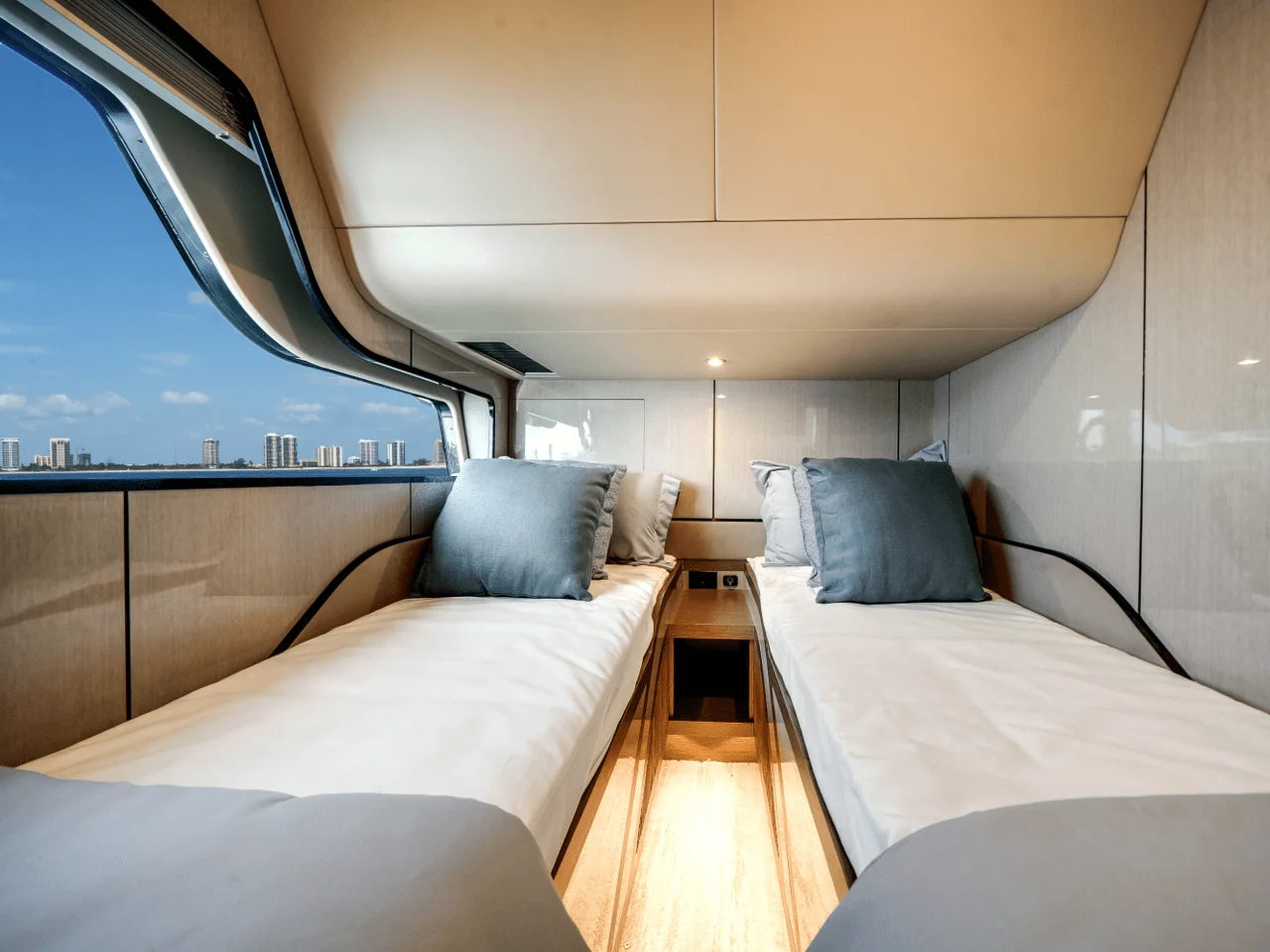 2026 Cruisers Yachts 57 FLY 57.0 feet, Clearwater, Florida #34