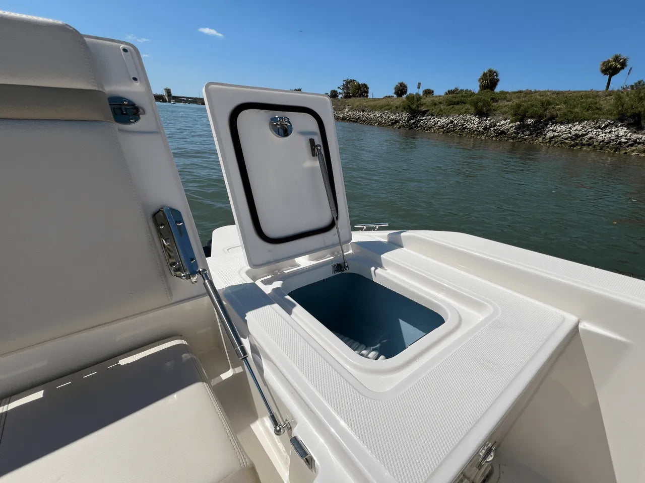 2025 Boston Whaler 280 Dauntless 28.0 feet, Clearwater, Florida #64