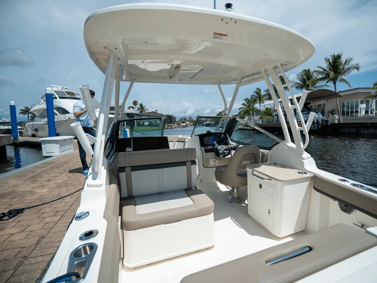 2025 Boston Whaler 240 Vantage 24.0 feet, Clearwater, Florida #6