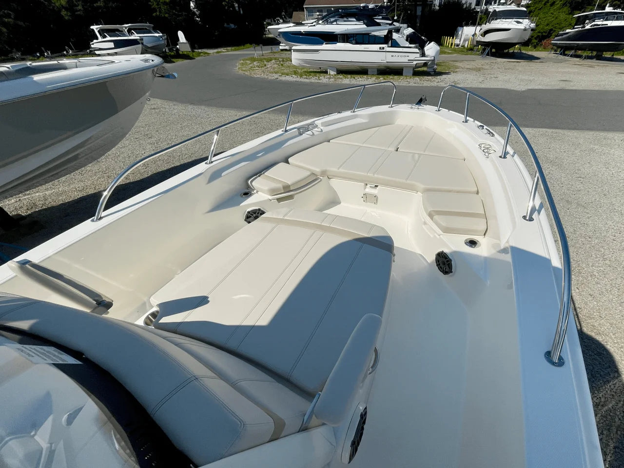 2026 Boston Whaler 250 Dauntless 25.0 feet, Clearwater, Florida #20