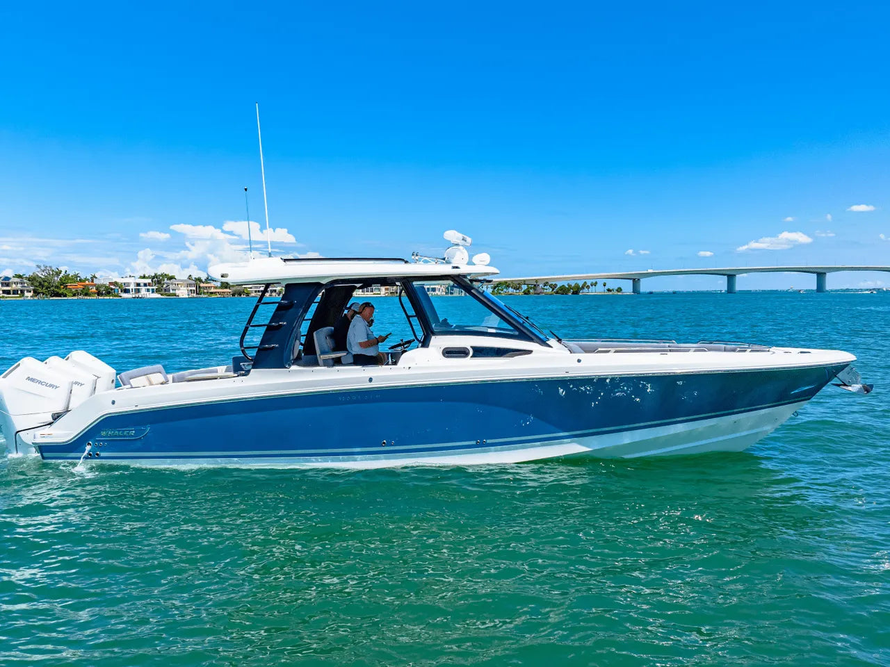 2025 Boston Whaler 350 Realm 35.0 feet, Clearwater, Florida #1