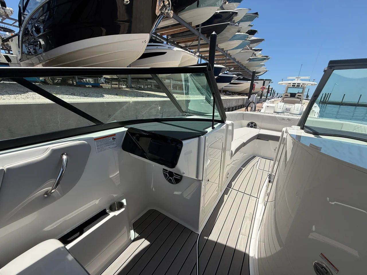 2026 Sea Ray SDX 270 Outboard 27.0 feet, Clearwater, Florida #16