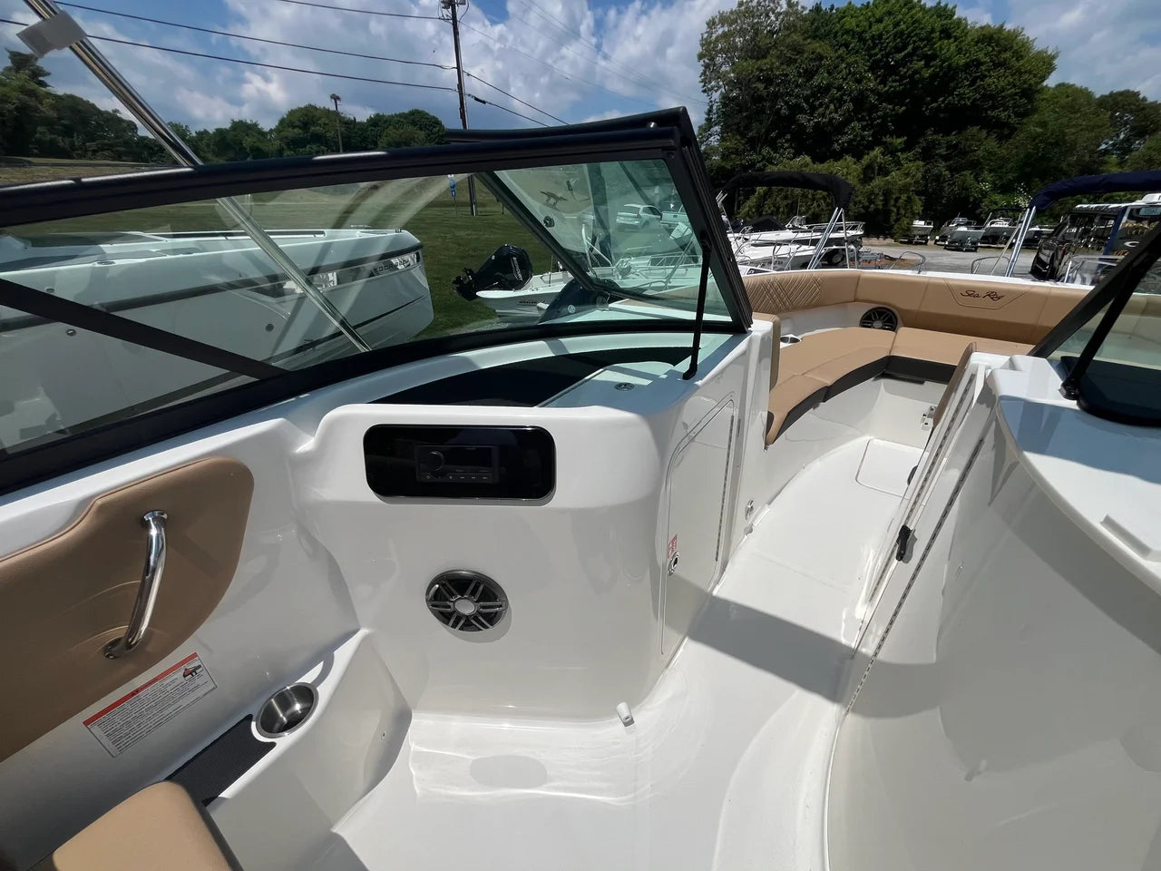 2026 Sea Ray SDX 250 Outboard 25.0 feet, Clearwater, Florida #17